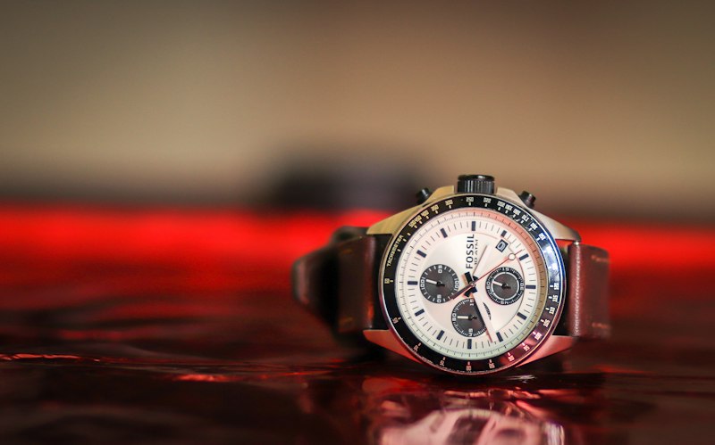 Slim dress watch